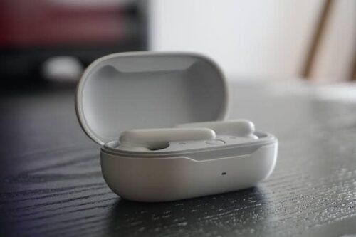 ⁦HUAWEI FreeBuds SE Wireless Semi-In-Ear Bluetooth Earphones⁩ - الصورة ⁦2⁩