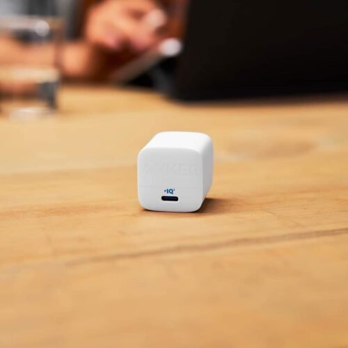 ⁦Anker 313 Charger 30W⁩ - الصورة ⁦6⁩