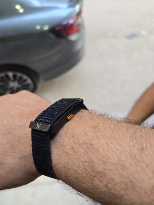 ⁦WHOOP W1 Health Monitoring Tracker⁩ - الصورة ⁦3⁩